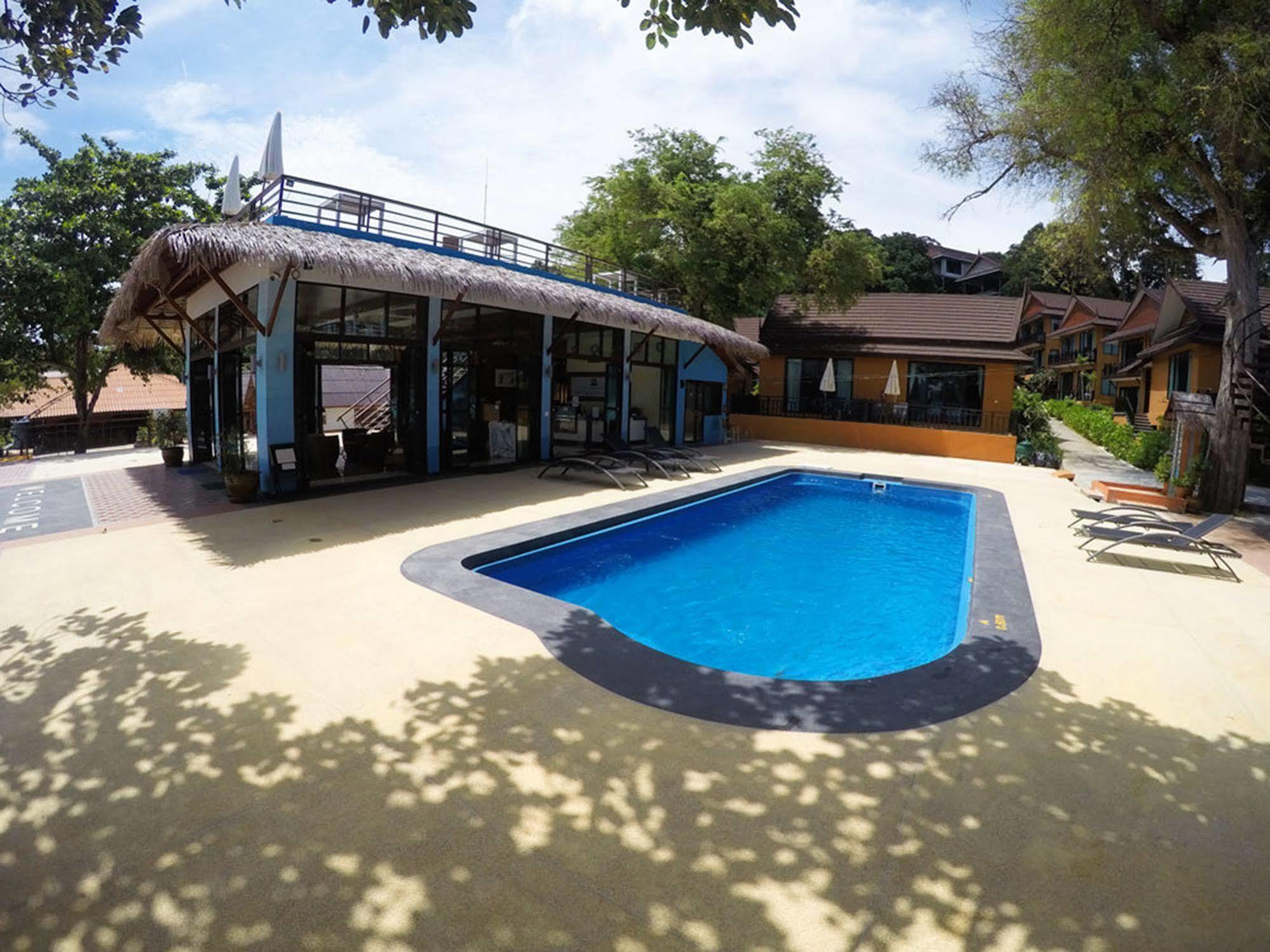 Phi Phi Long Beach Resort & Villa Exterior foto